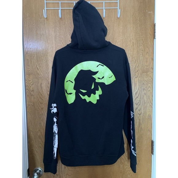 Hot Topic Disney Size M Black Hoodie Sweater JACK THE PUMPKIN KING OOGIE BOOGIE - Picture 2 of 8